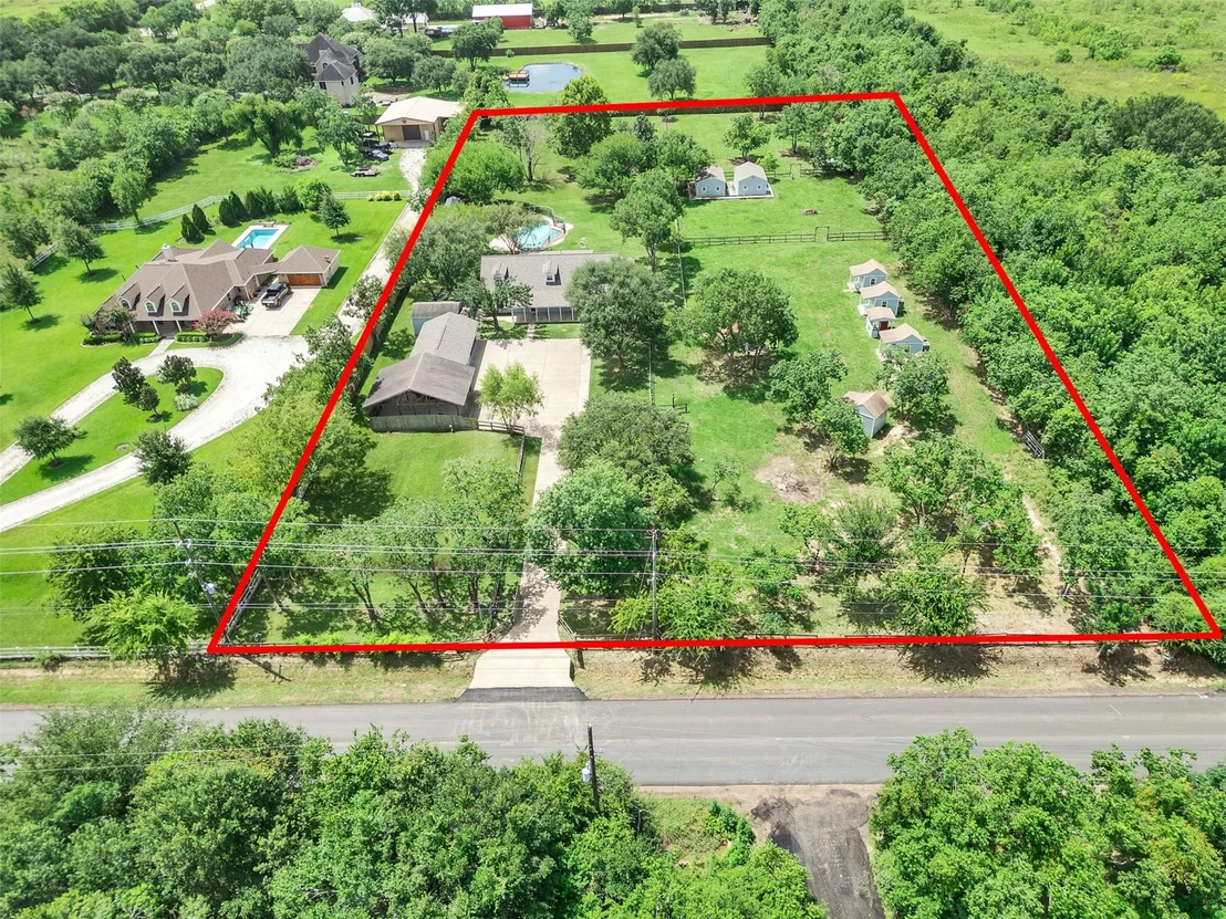 Photo of 28085 Morton Road