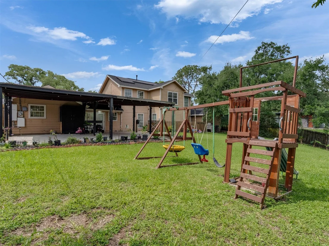 Photo of 7923 Glenview Drive