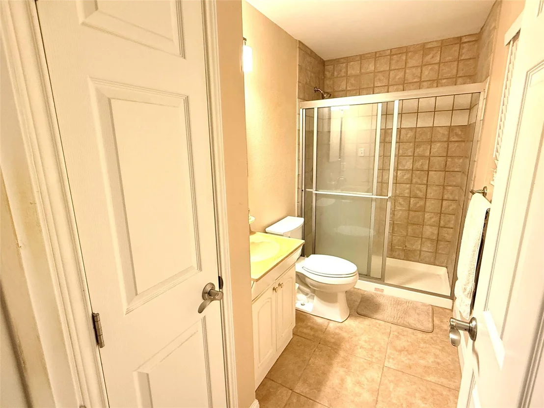 Photo of 338 Calumet Drive
