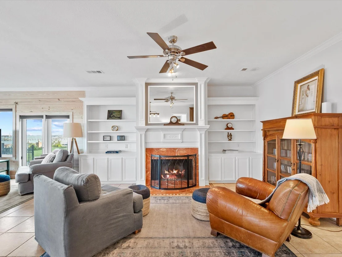 Photo of 993 Sandy Court