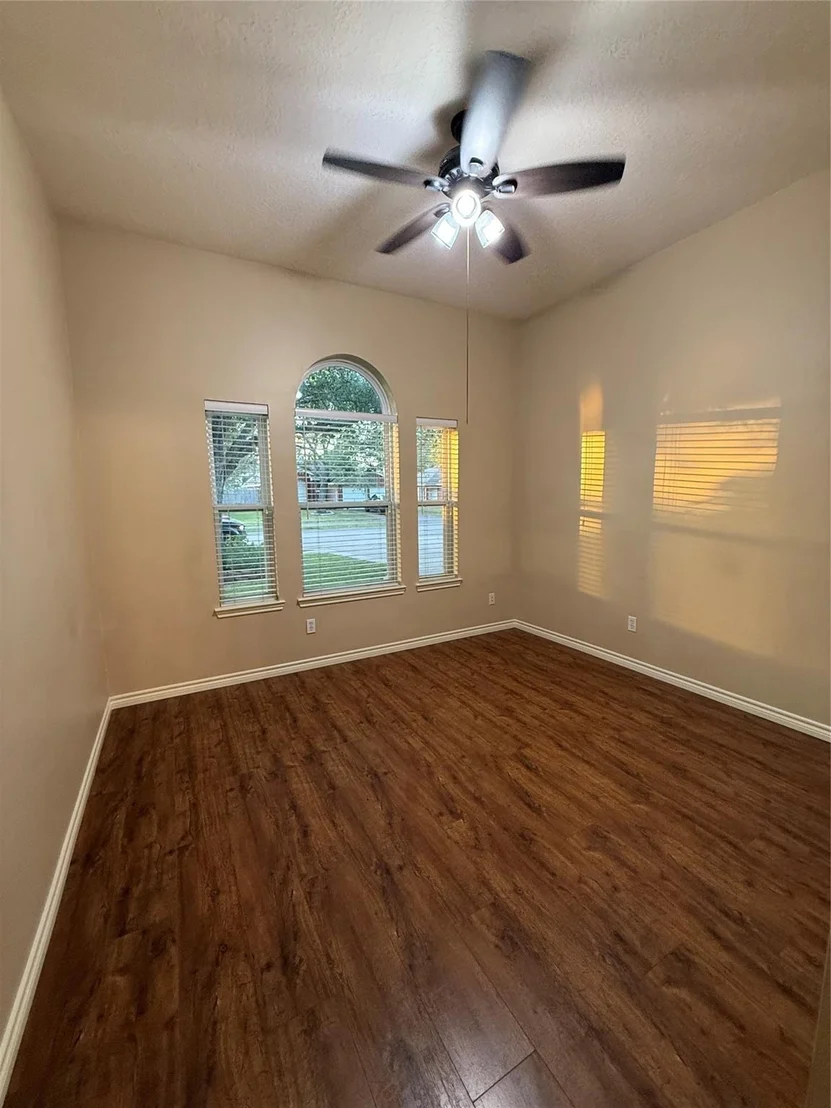 Photo of 7130 Brockington Drive