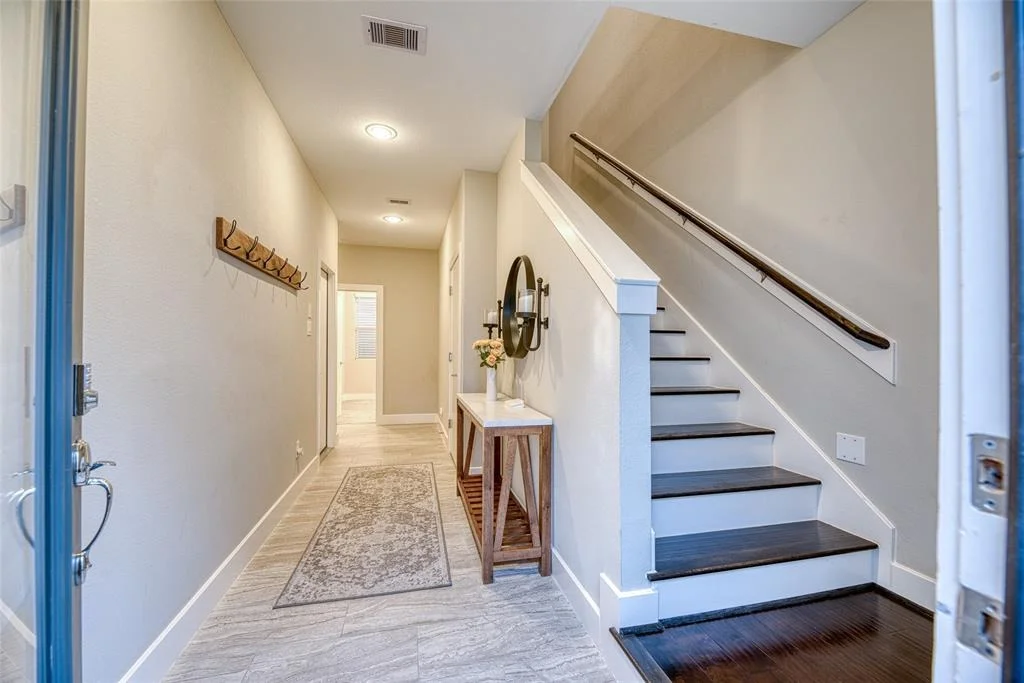 Photo of 2414 Cochran Street