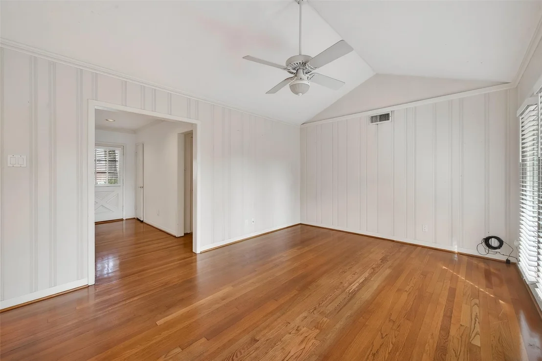 Photo of 4807 Creekbend Drive