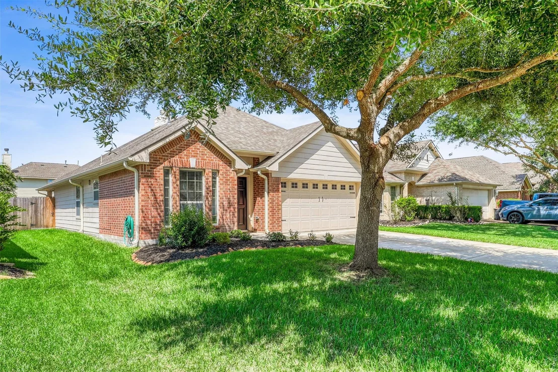 Photo of 6015 Wildbriar Lane