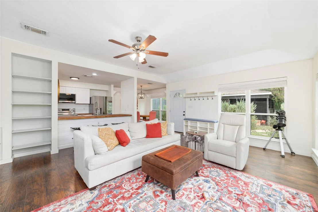 Photo of 10819 Berry Tree Drive