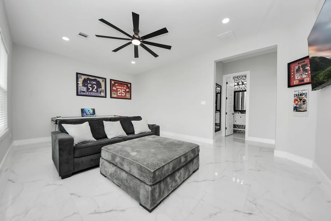 Photo of 627 Lily Lane