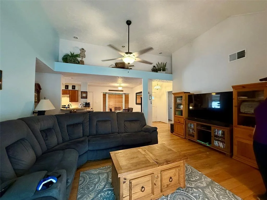Photo of 1905 Westside Drive