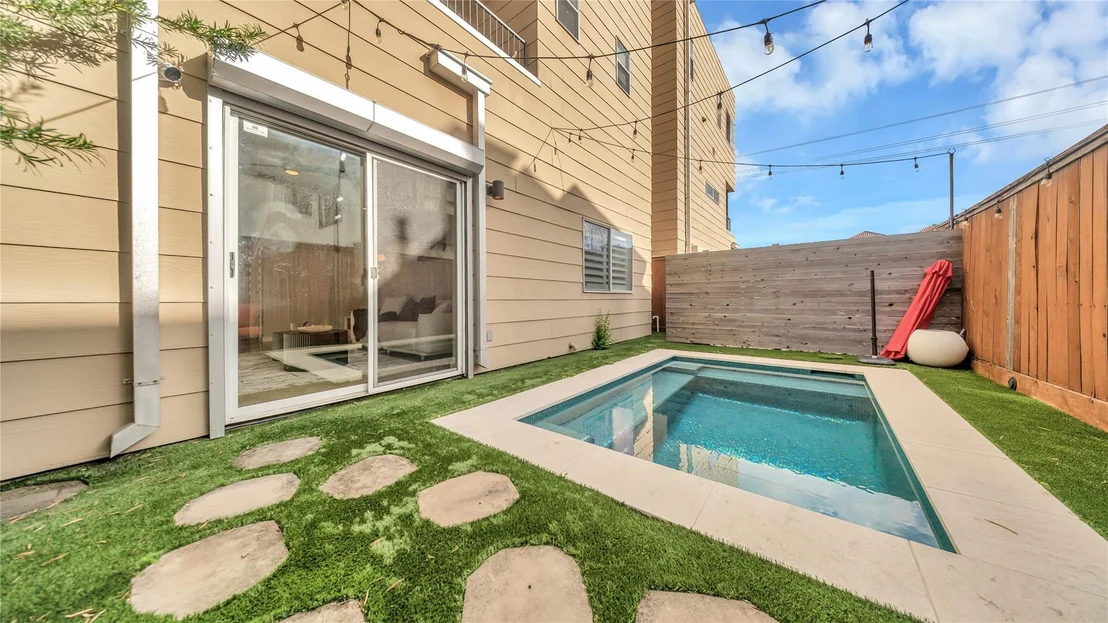 Photo of 4514 Jackson Street