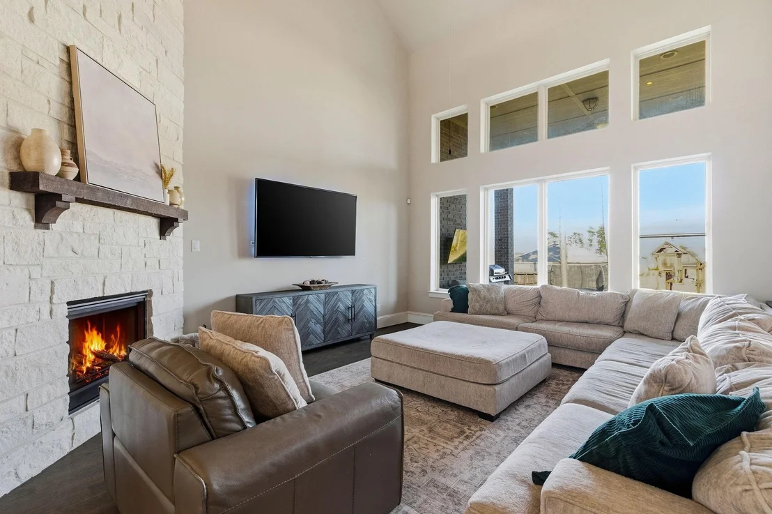 Photo of 40664 Damuth Drive