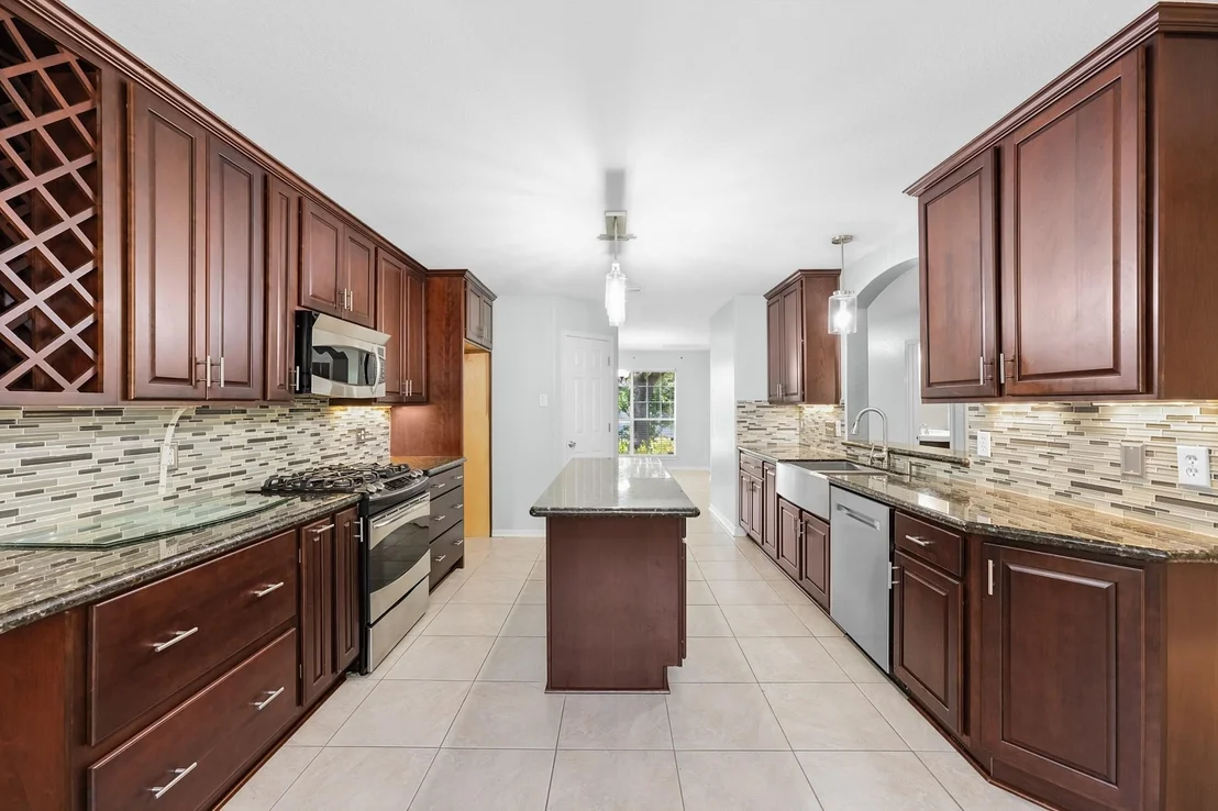 Photo of 7909 Silver Oak Drive