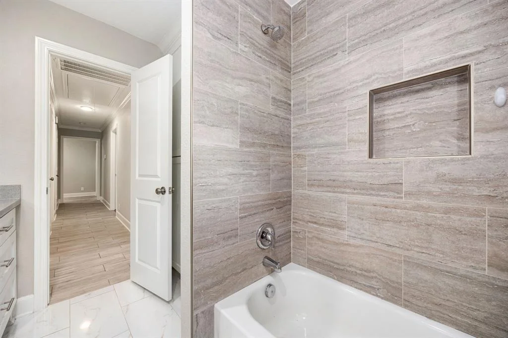 Photo of 8311 Quebec Drive