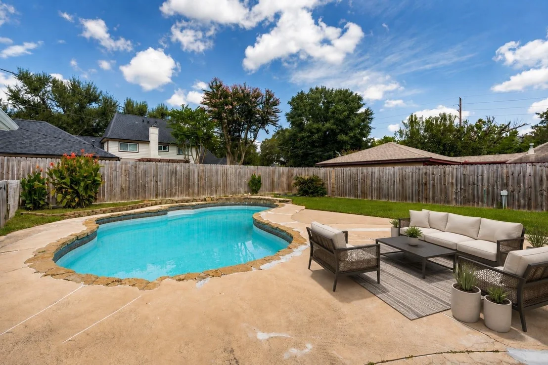 Photo of 9110 Godstone Lane