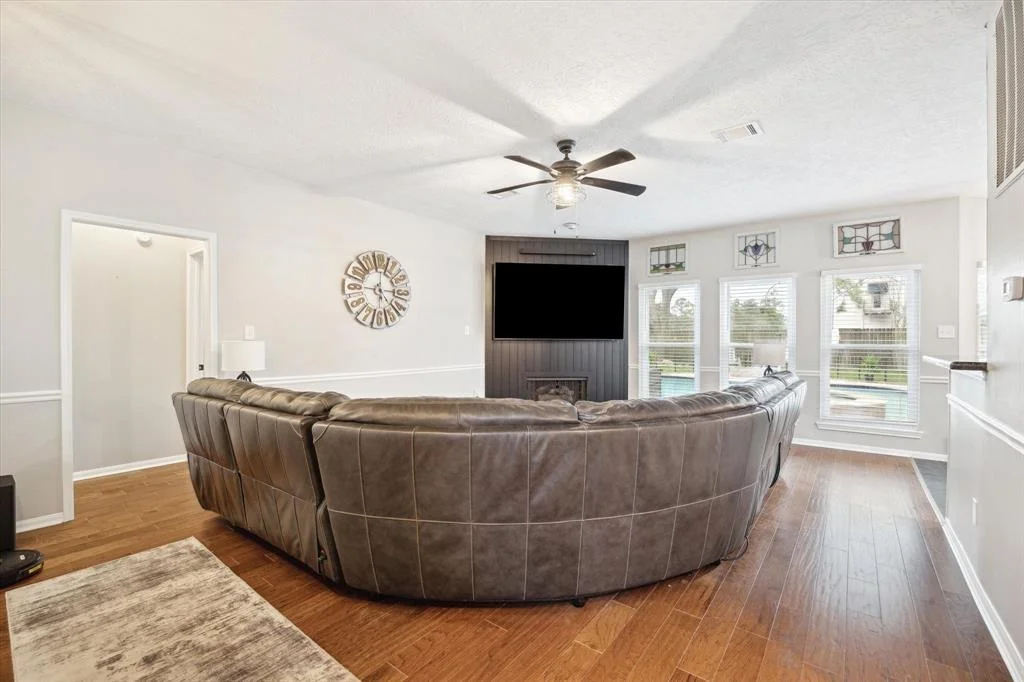 Photo of 904 Laurelfield Drive