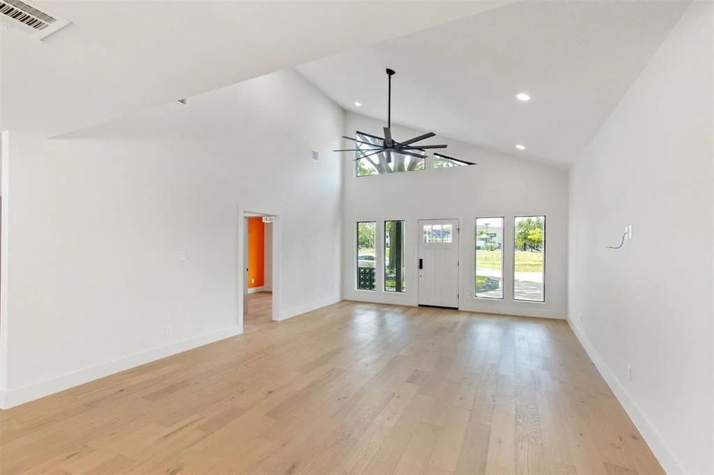 Photo of 1506 Du Barry Lane