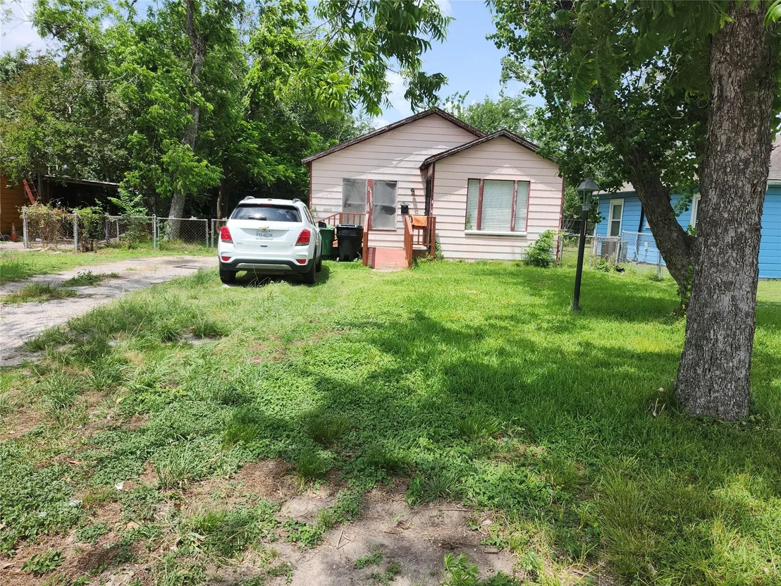 Photo of 4215 Edison Street
