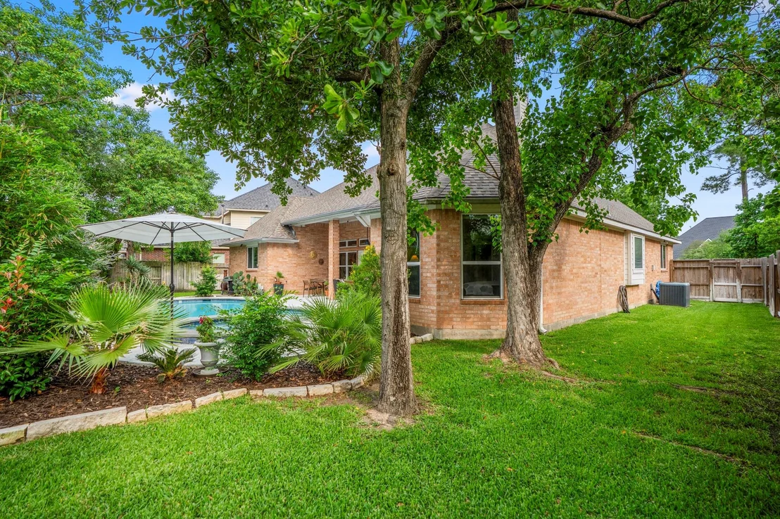 Photo of 6811 Pinehearth Court