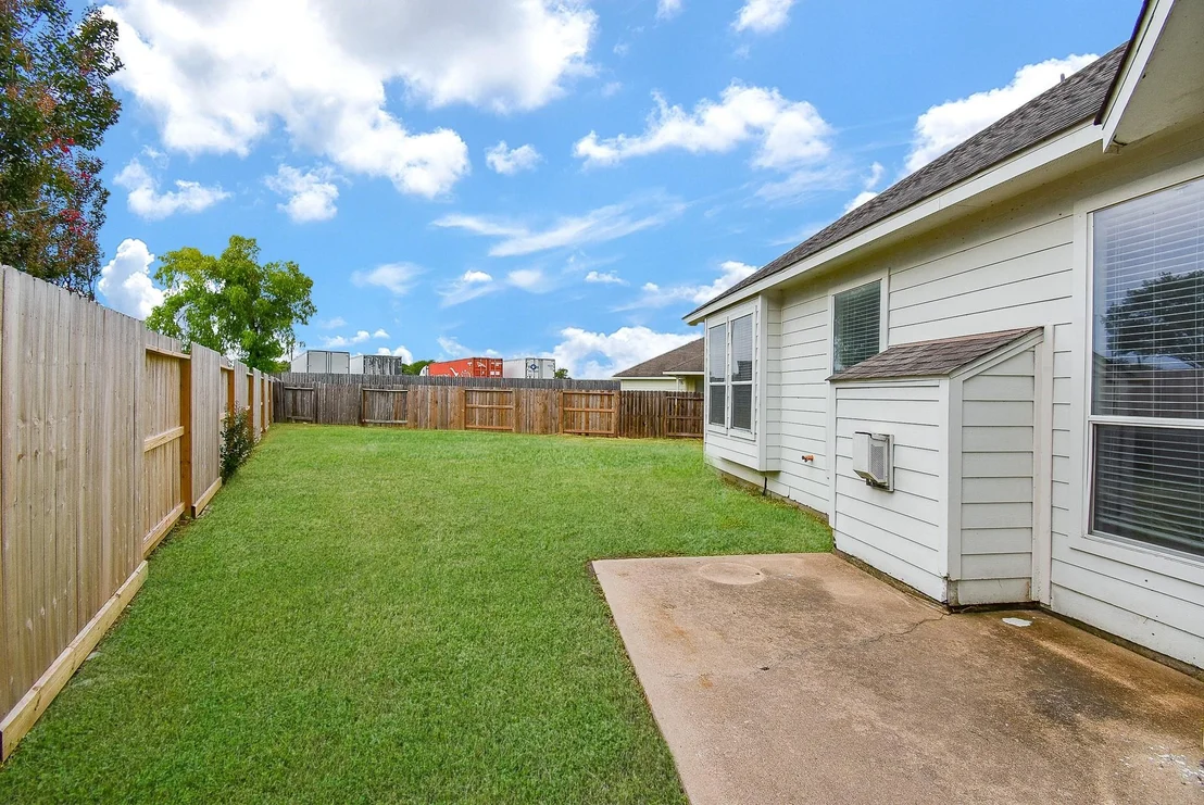 Photo of 4023 Meadow Lilly Lane