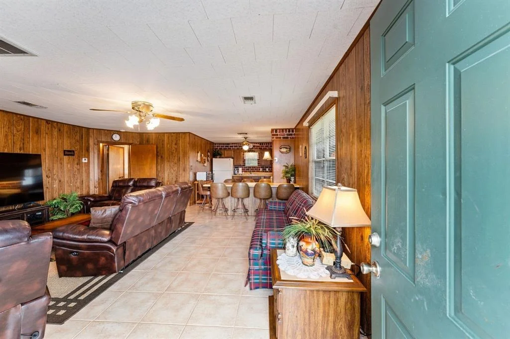 Photo of 410 Palm Drive
