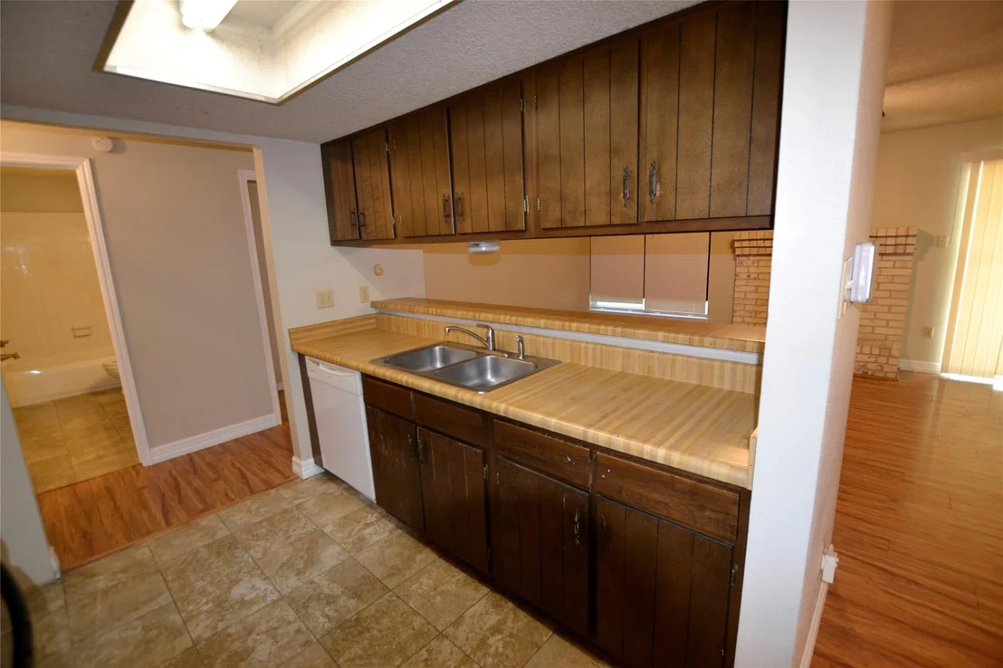 Photo of 2135 Whiteback Drive