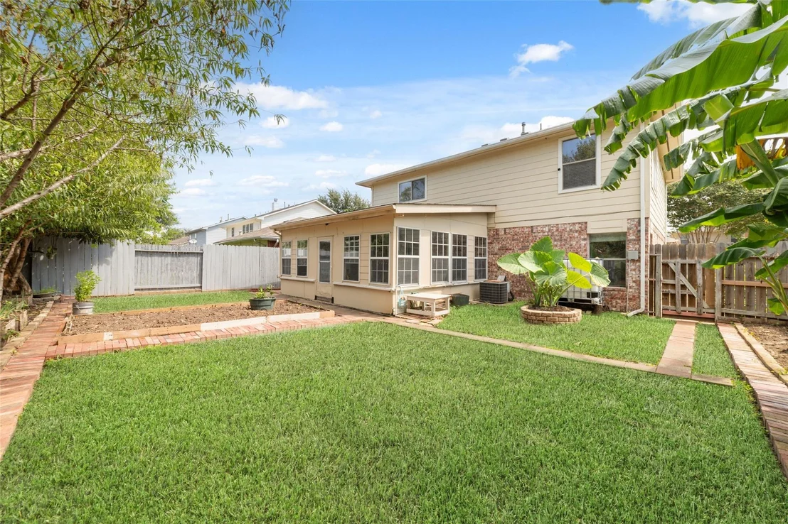 Photo of 8427 Brickhaven Lane
