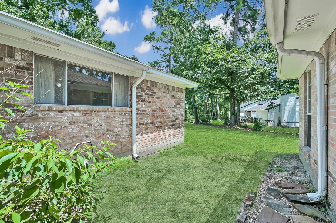 Photo of 188 Greenleaf Lane