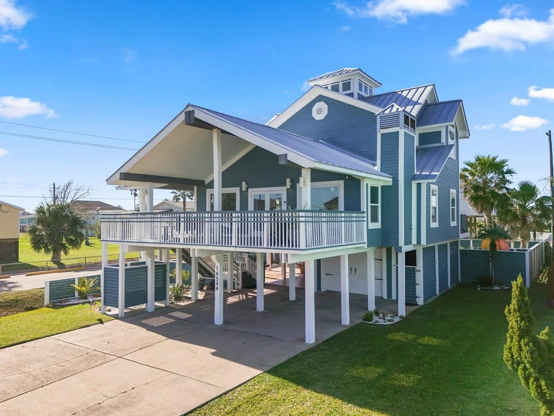 Photo of 16544 John Silver Road