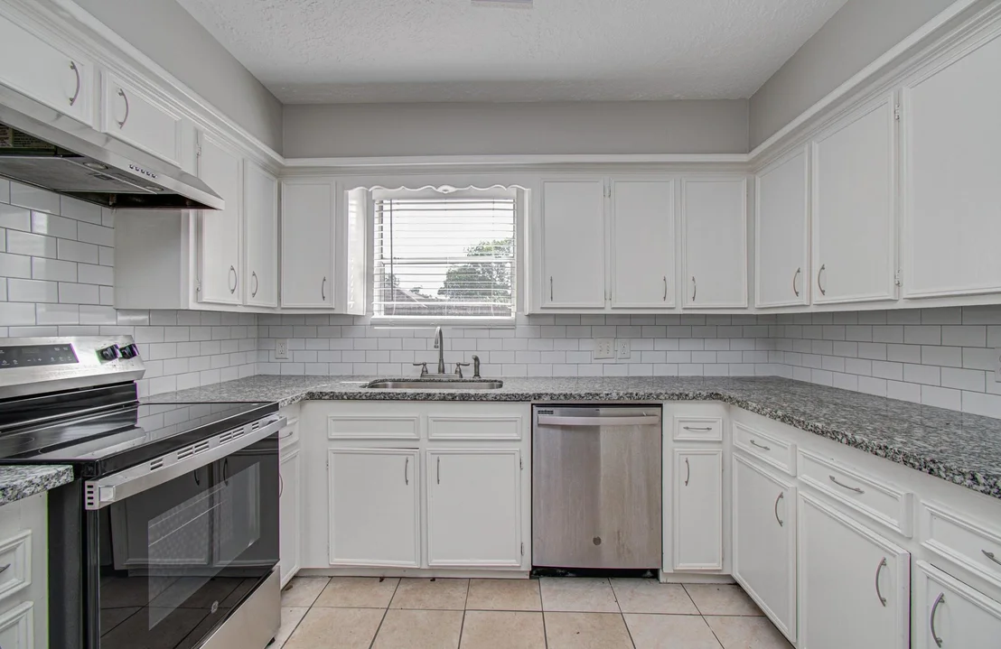 Photo of 6935 Falling Waters Drive