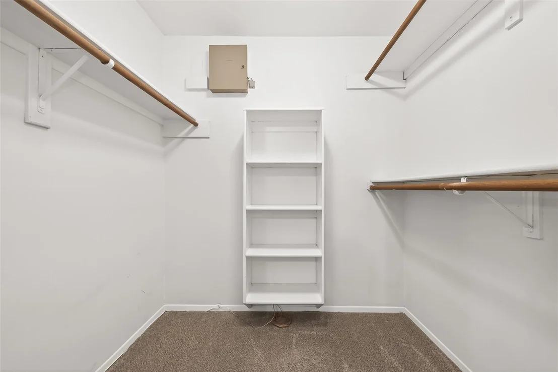 Photo of 3927 Heathersage Drive