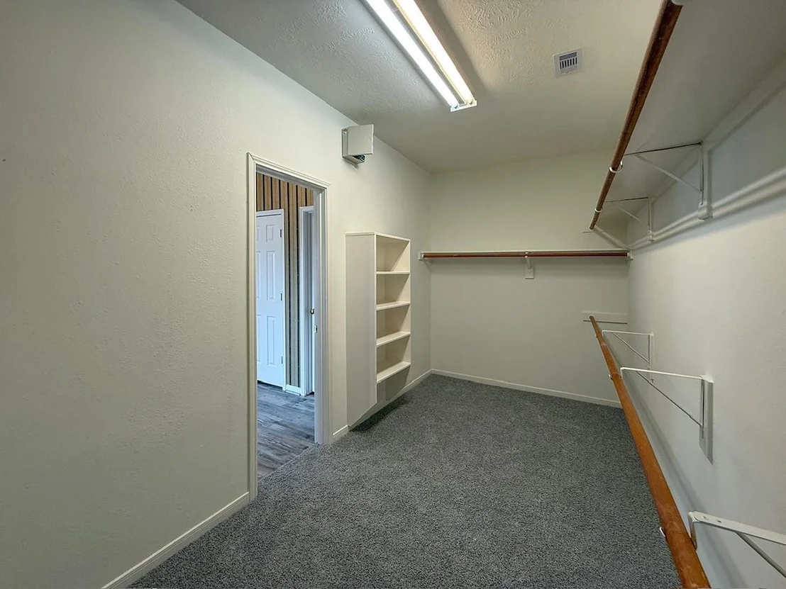 Photo of 14815 Thomas Mill Lane