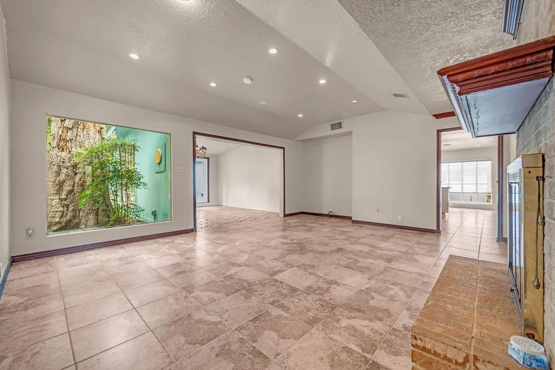Photo of 18815 Whitewood Drive