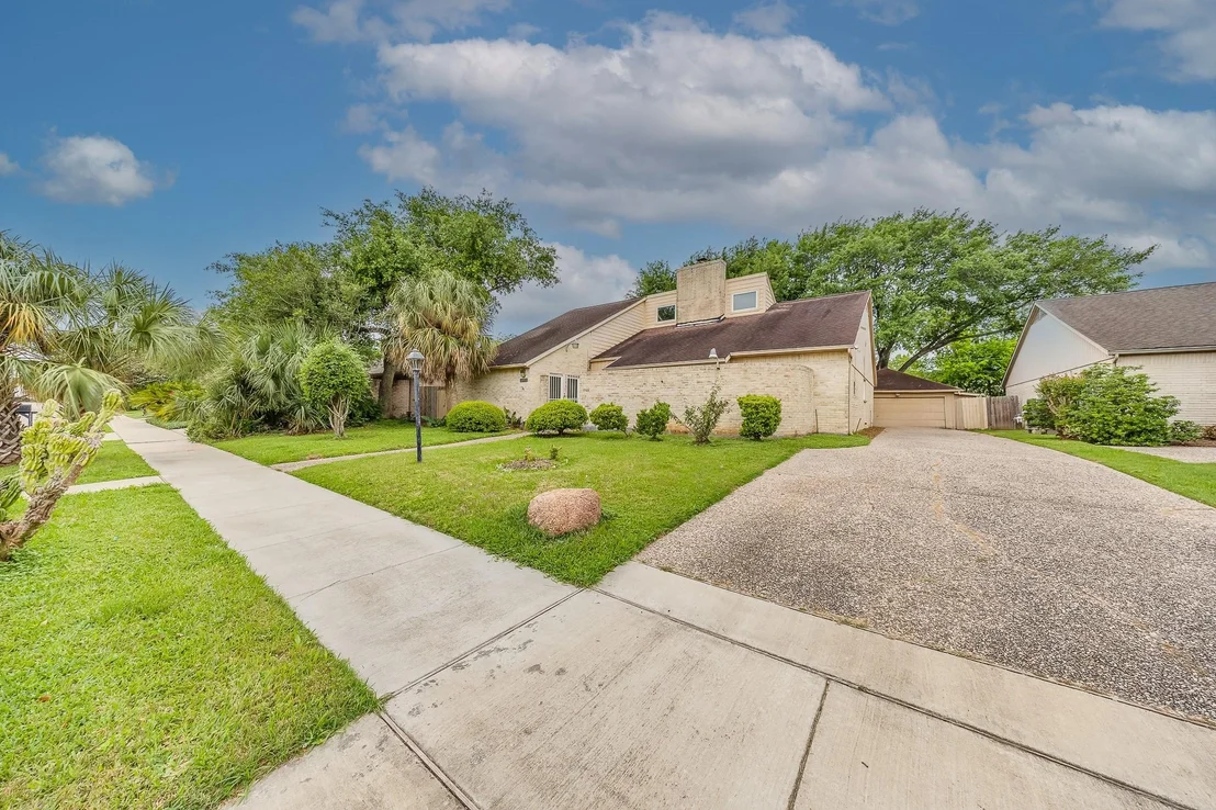 Photo of 11122 Braes Forest Drive