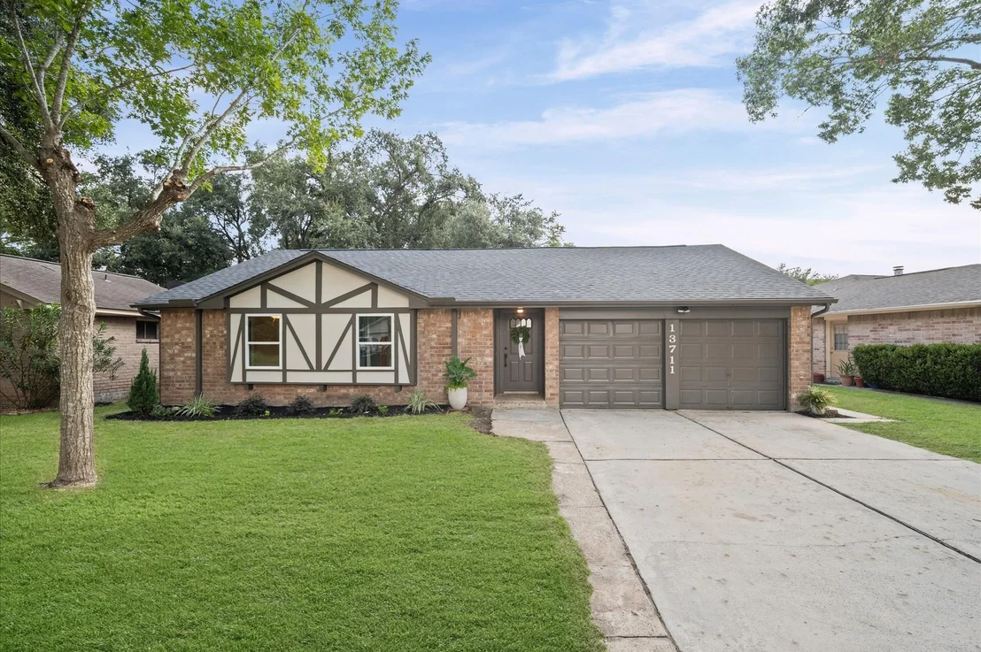 Photo of 13711 Cologne Drive
