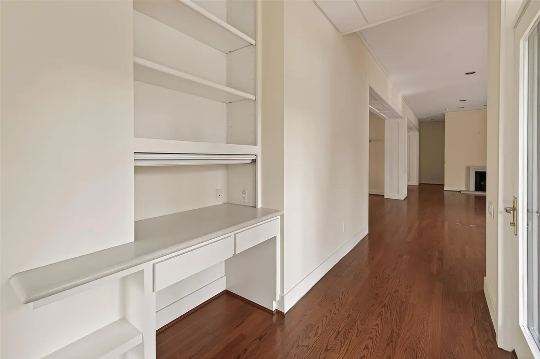 Photo of 315 Sugarberry Circle