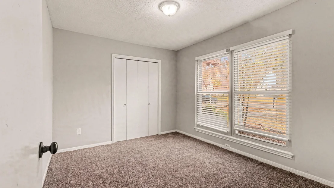 Photo of 2067 SE Shadow Rock Drive