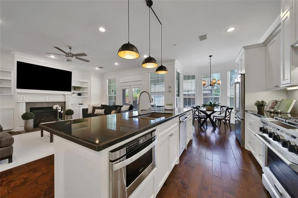 Photo of 8322 Merlin Drive