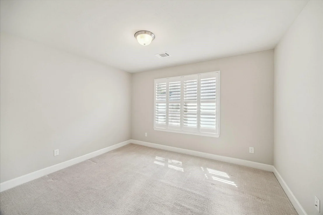 Photo of 5213 Rose Street