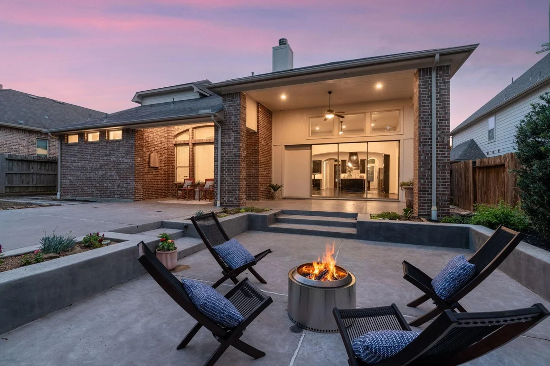 Photo of 915 Holly Chapple Drive
