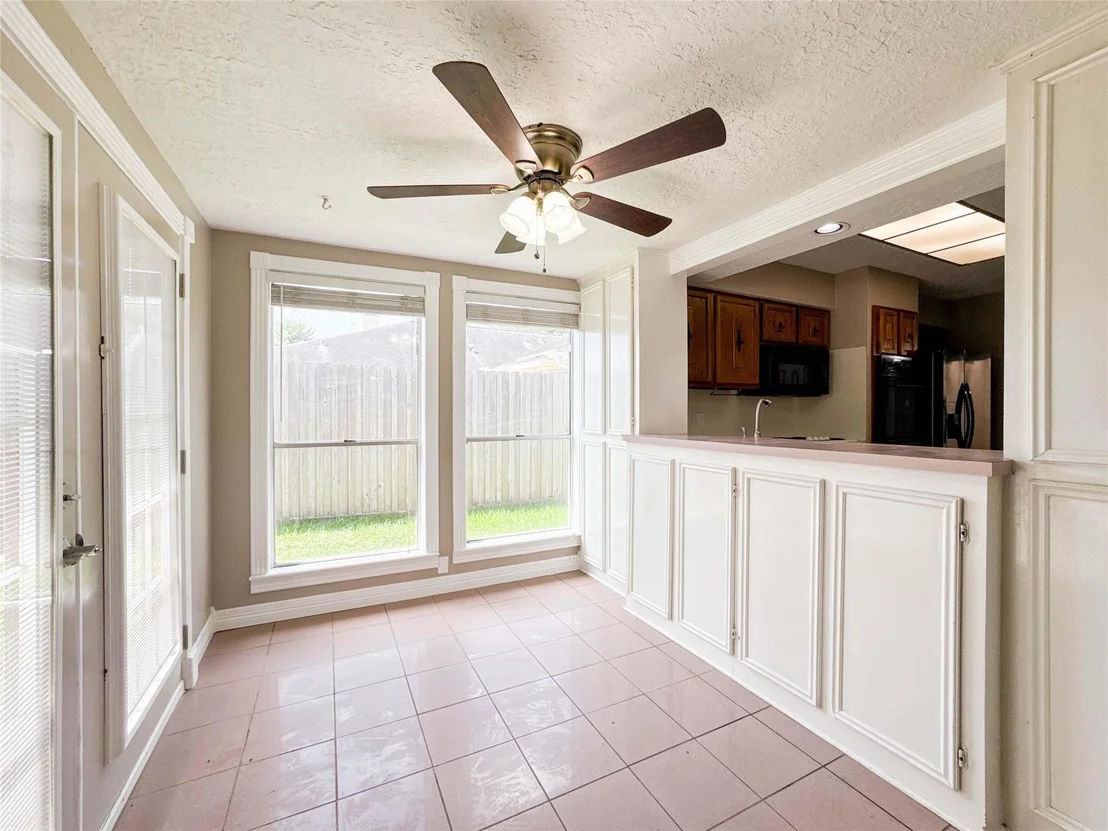 Photo of 39 Oak Harbor Drive