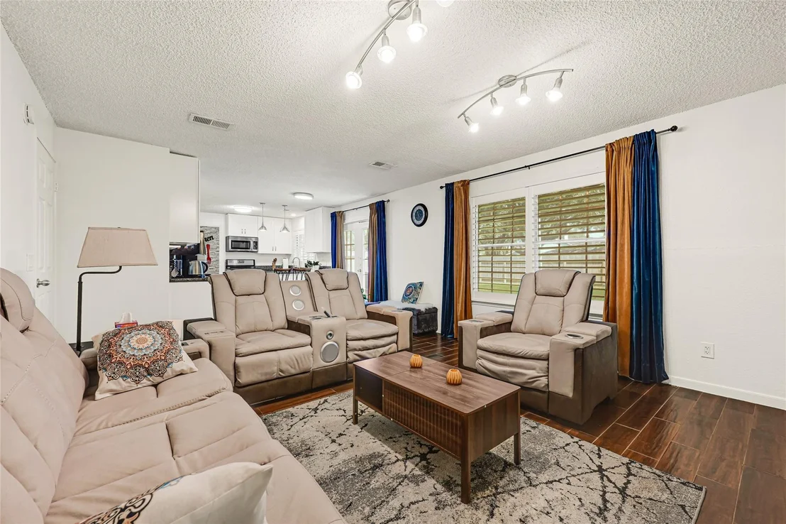 Photo of 1130 Cascade Creek Drive
