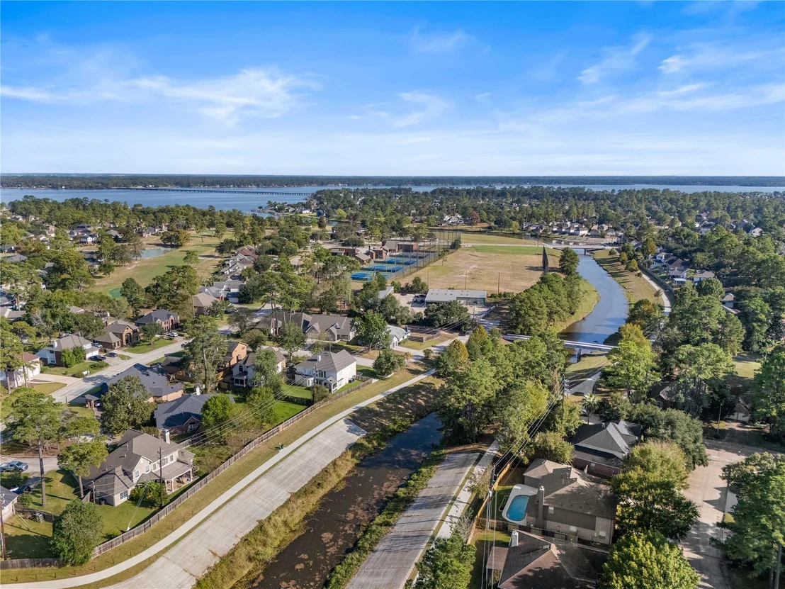 Photo of 18706 Dempsey Oaks Drive
