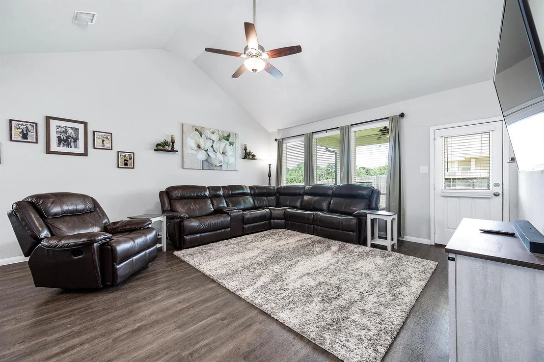 Photo of 2714 Hoffman Court