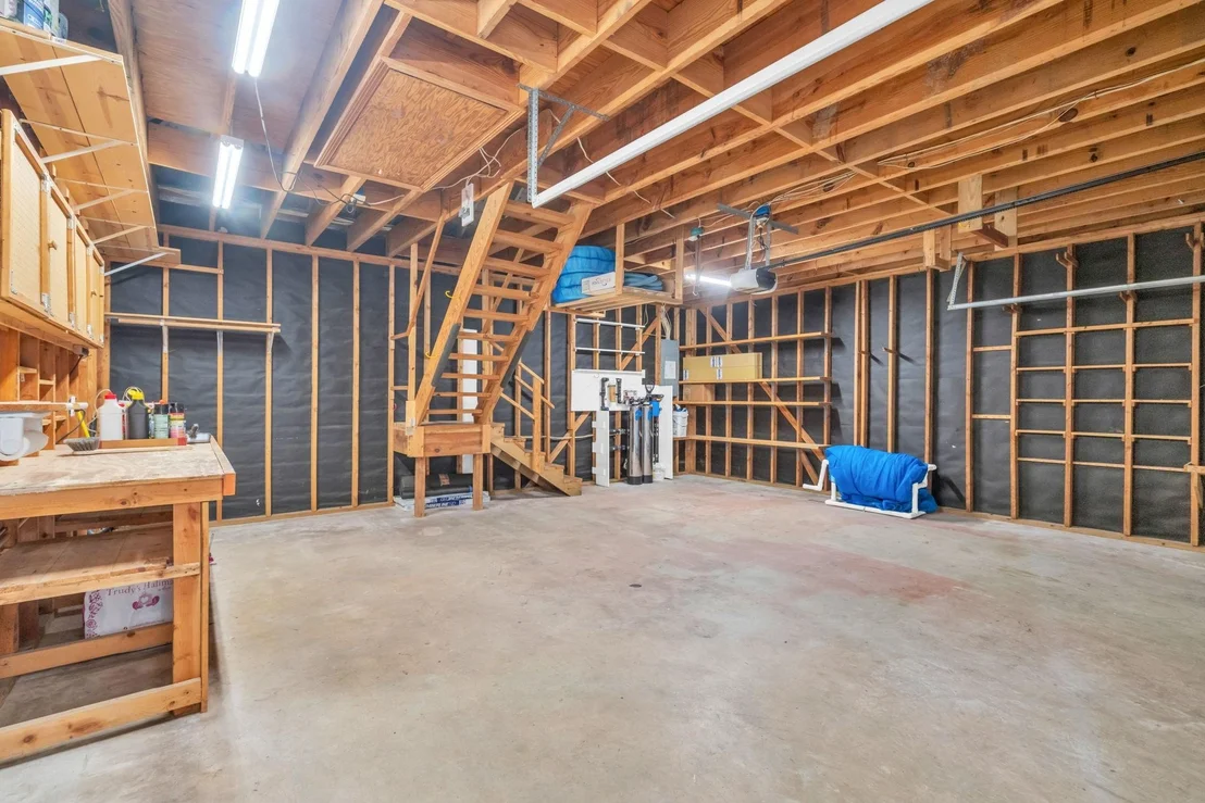 Photo of 142 W Shadowpoint Circle