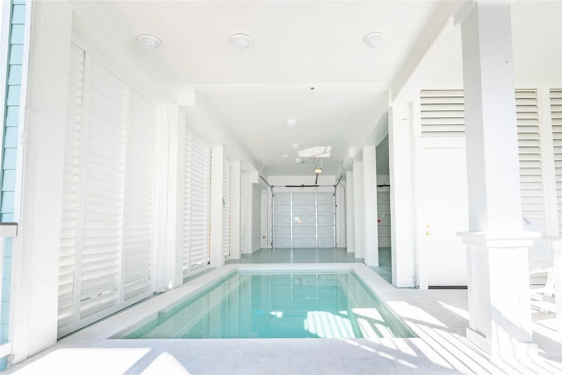 Photo of 11610 Beachside