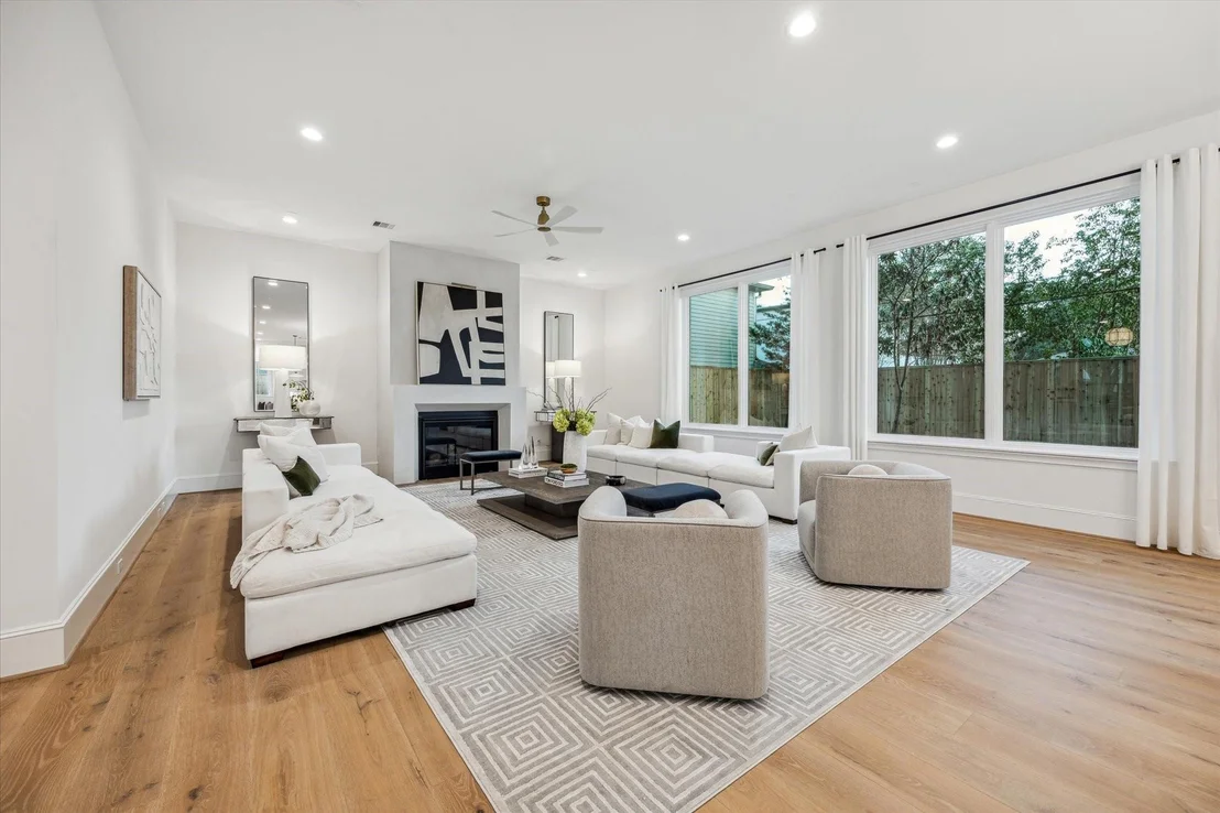 Photo of 1402 Pine Chase Drive