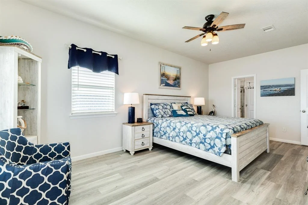 Photo of 2930 Bluewater Highway