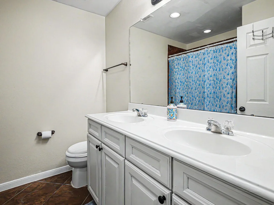 Photo of 6127 Harmony Park Lane