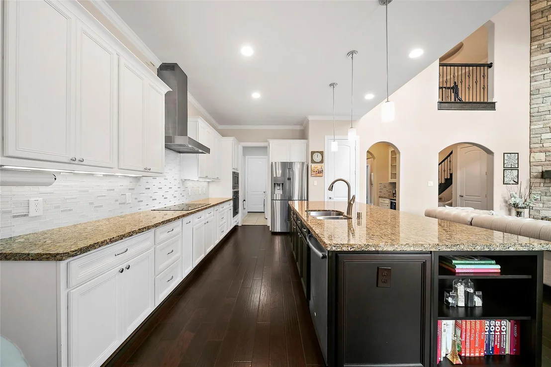 Photo of 121 Silverstone Lane