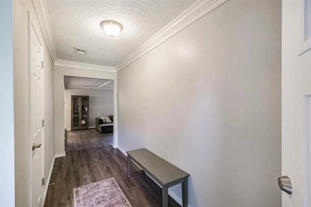 Photo of 16011 Southampton Drive