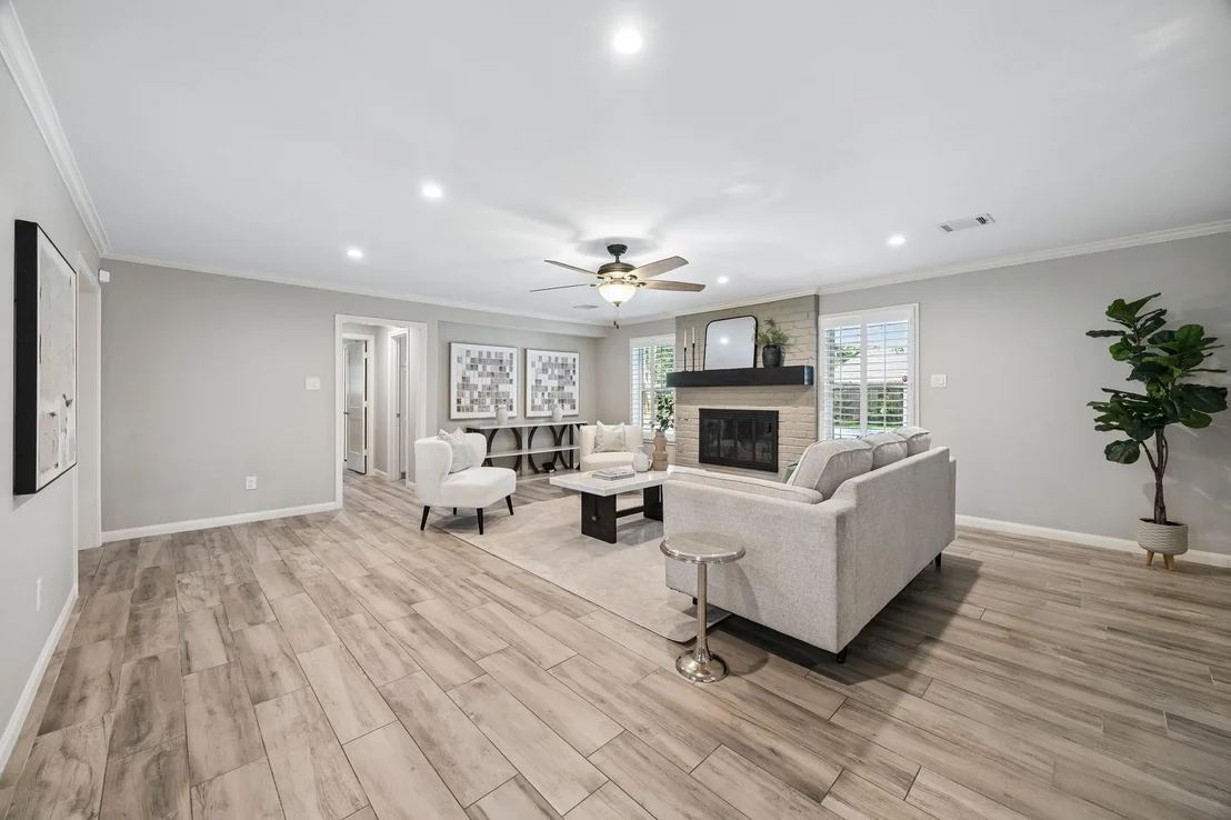 Photo of 11007 Cranbrook Road
