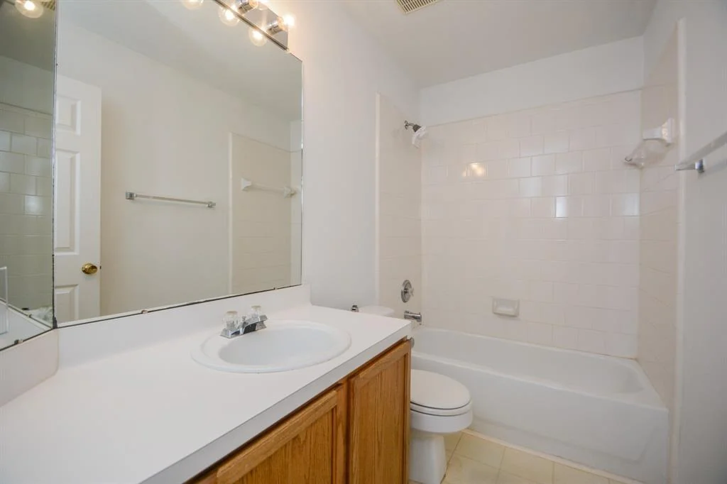 Photo of 19306 Wading River Drive